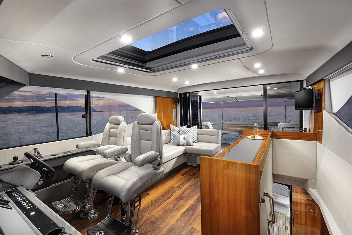 Maritimo M64 - FULLY ENCLOSED FLYBRIDGE