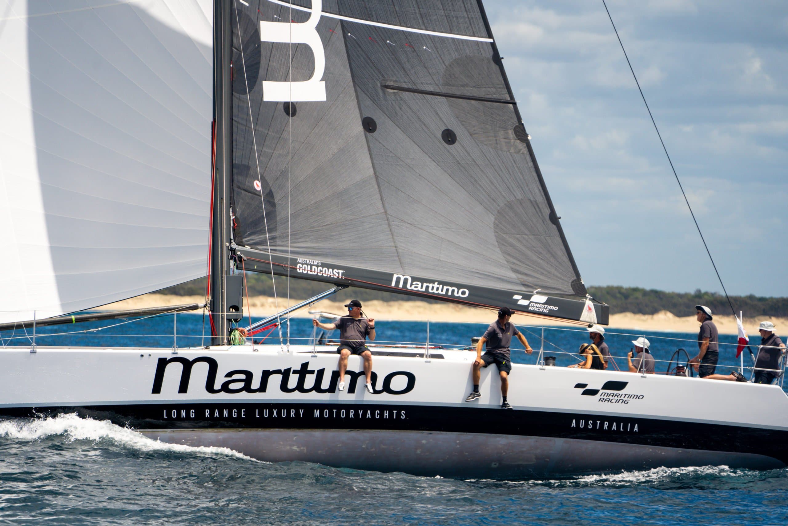 Maritimo 11