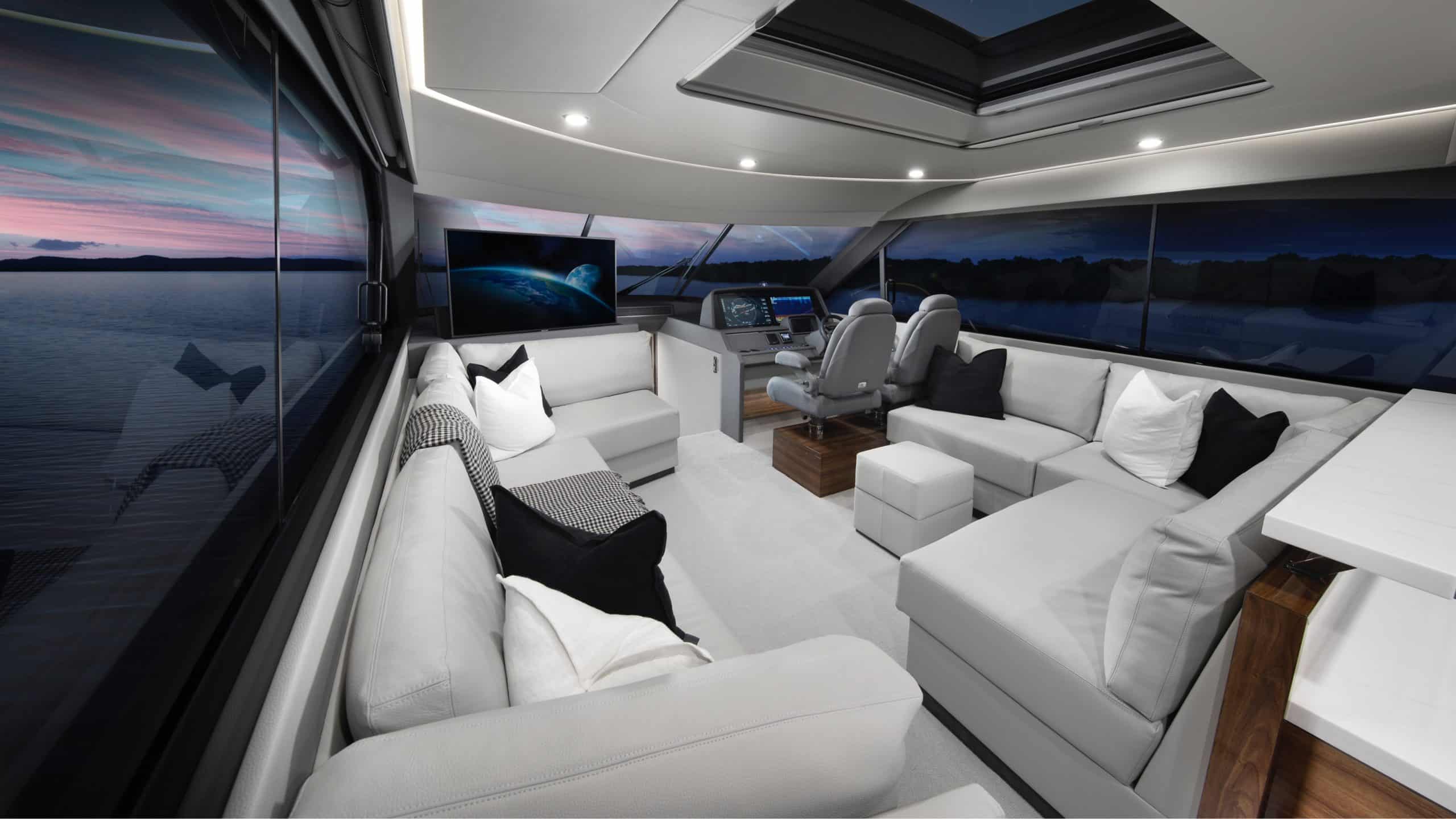 Maritimo S600 - SOPHISTICATED SALOON