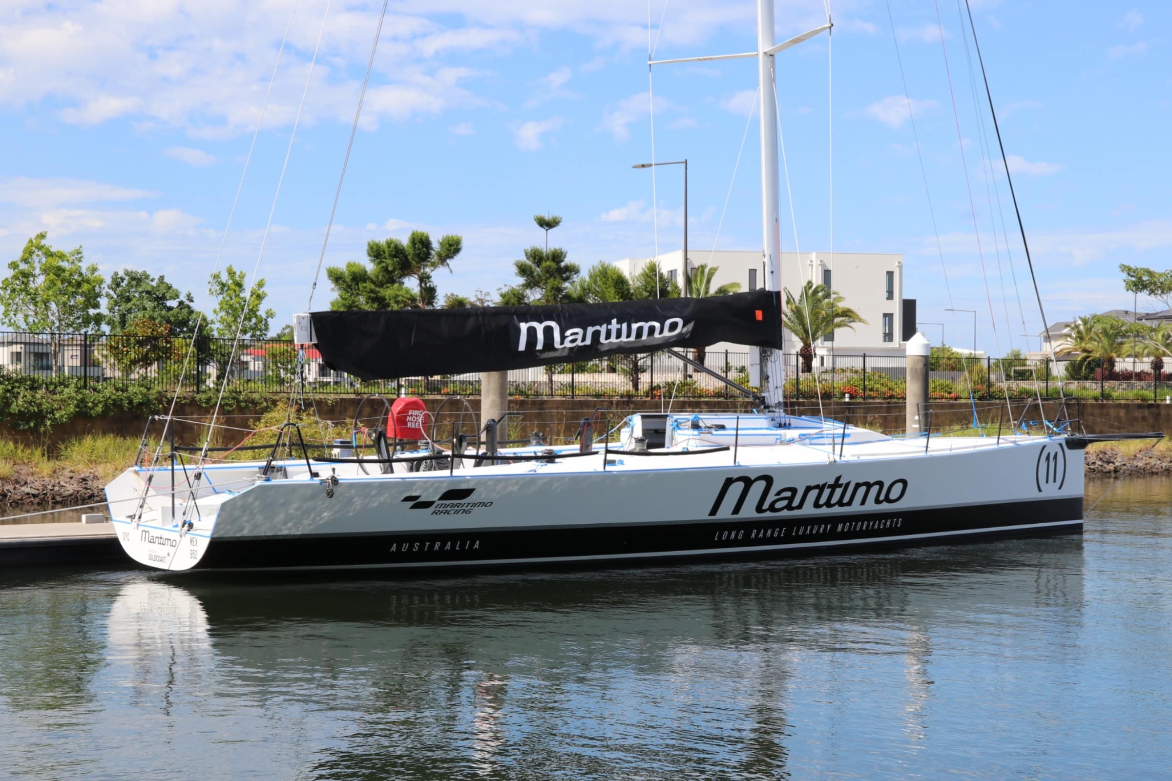 Maritimo 11 launch