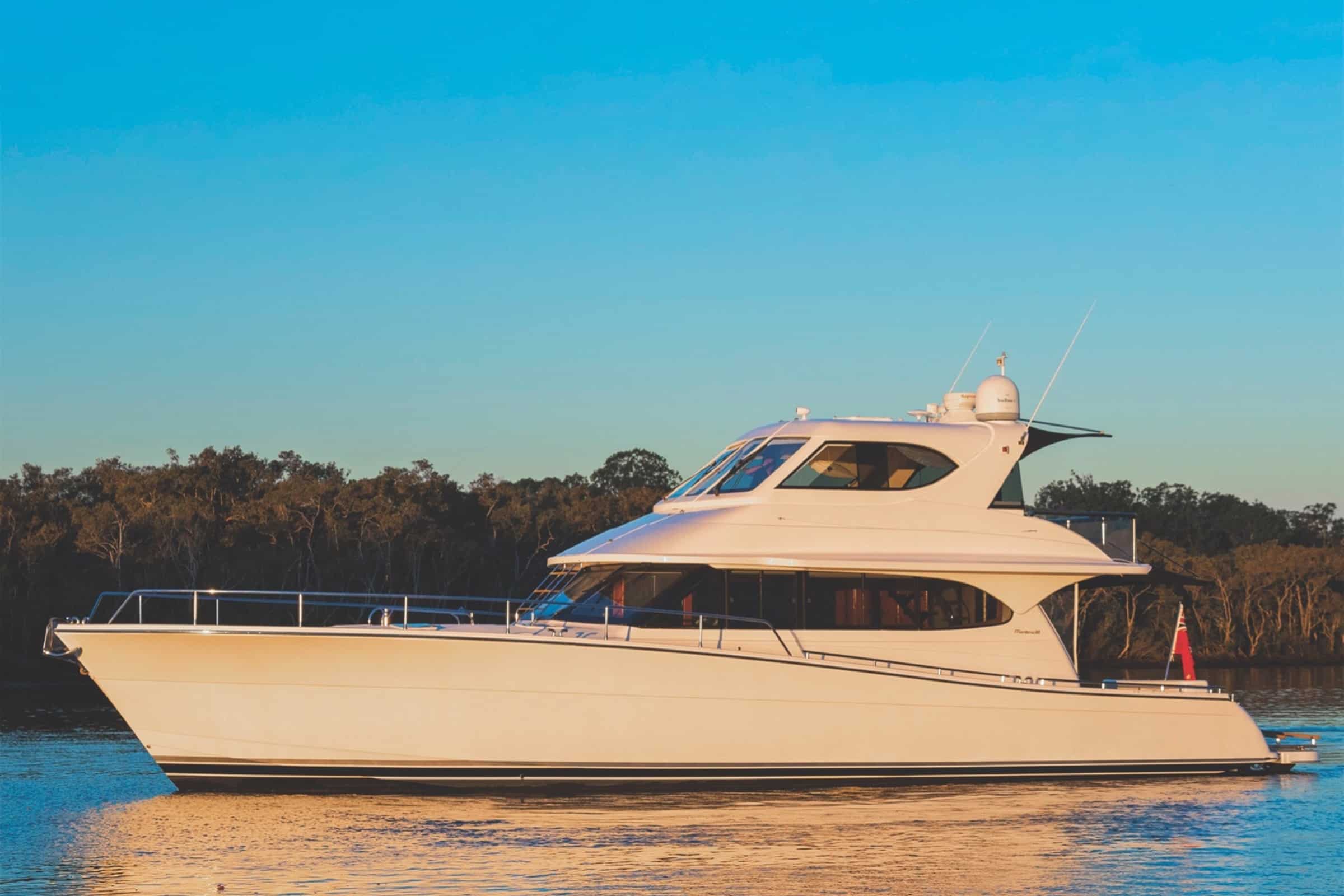 2004 Maritimo M60