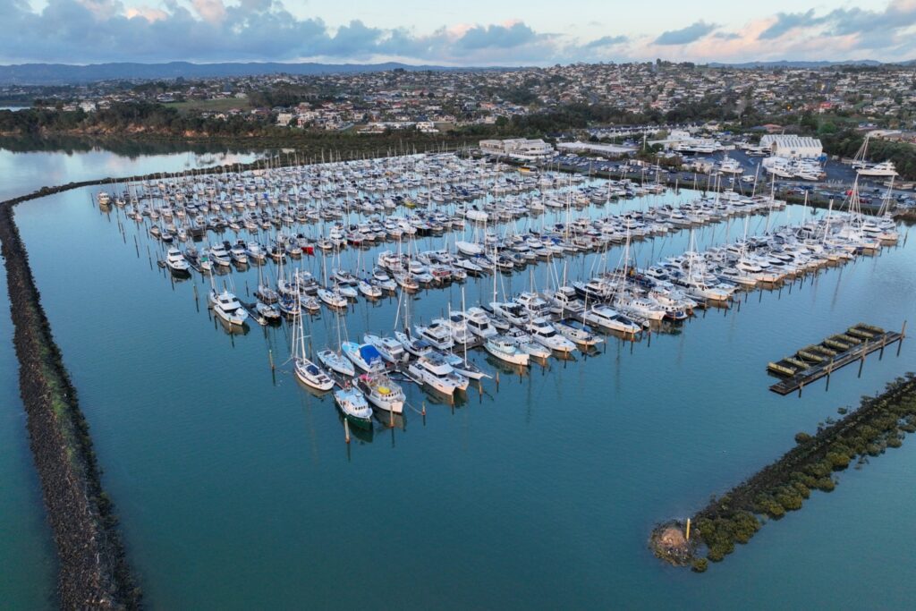 MOTOR YACHT SERVICE CENTRE