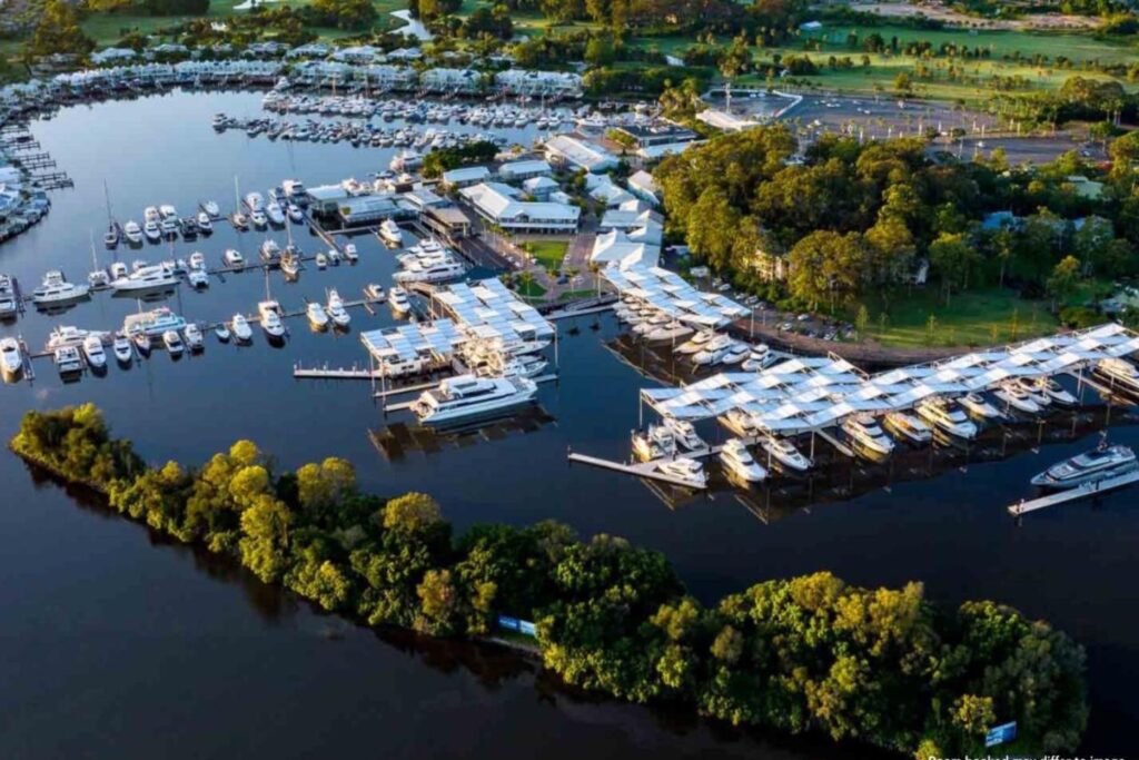 MOTOR YACHT SALES 